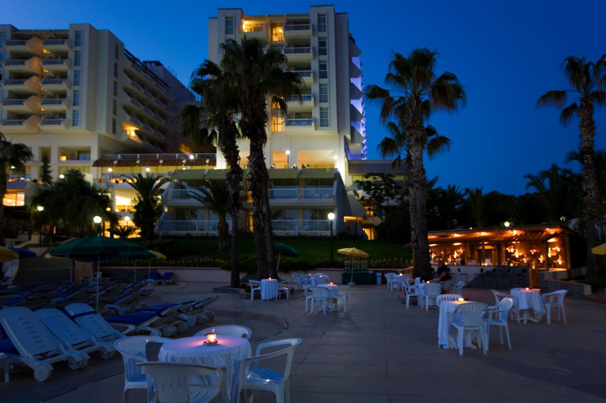 Fantasia Deluxe Hotel Kusadası Eksteriør billede